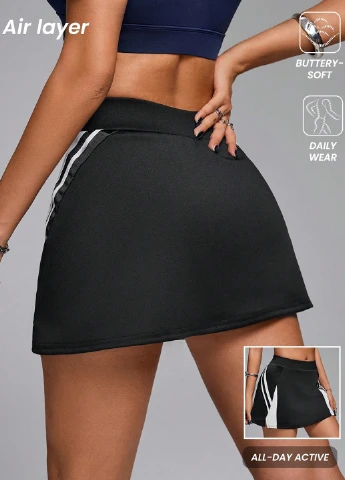 Черная спортивная в полоску юбка SHEIN