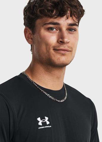 Черная футболка Under Armour