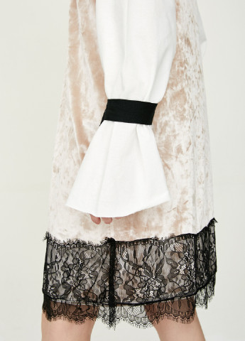 Бежевое платье Only