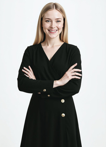 Черное кэжуал платье на запах Reserved однотонное