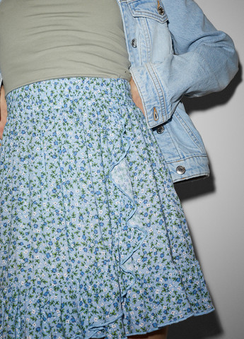 Голубая кэжуал цветочной расцветки юбка C&A а-силуэта (трапеция)