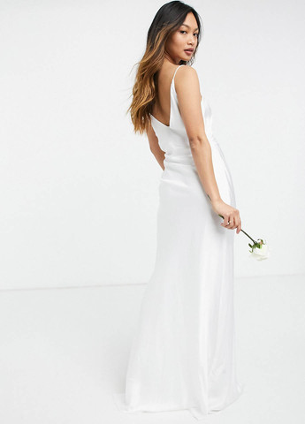 Белое вечернее платье на запах, с открытой спиной Asos однотонное