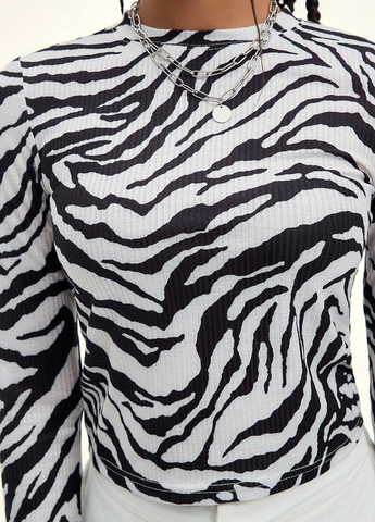 Топ Dazy (326579858)