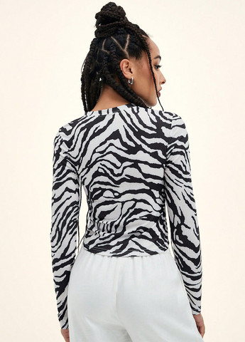 Топ Dazy (326579858)