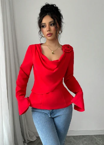 Красная блуза SHEIN