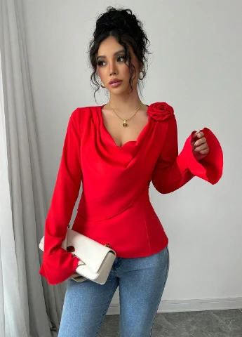 Красная блуза SHEIN