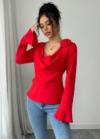 Красная блуза SHEIN