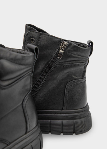 Черные осенние ботинки берцы URBAN TRACE