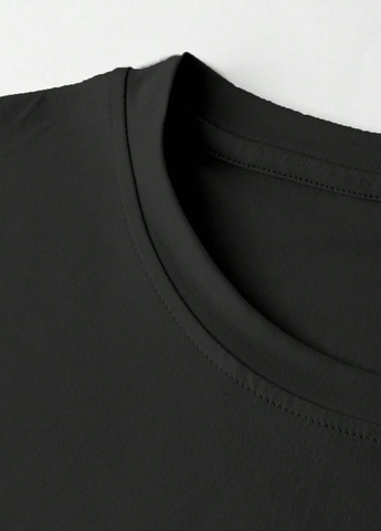 Чорна футболка SHEIN