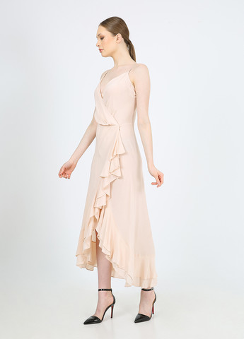 Пудровое кэжуал платье на запах Casalini однотонное