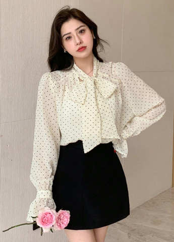 Кремова блуза SHEIN