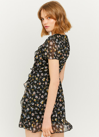 Комбинированное кэжуал платье на запах Tally Weijl с цветочным принтом