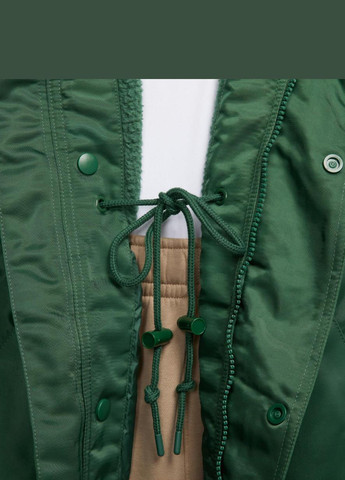 Зелена демісезонна куртка fb7320-323 Nike Club Stadium Parka