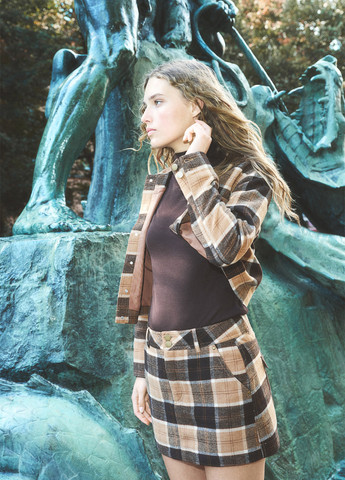 Коричнева демісезонна куртка H&M