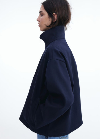 Темно-синяя демисезонная куртка H&M