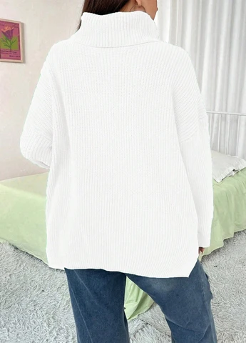 Білий зимовий светр SHEIN