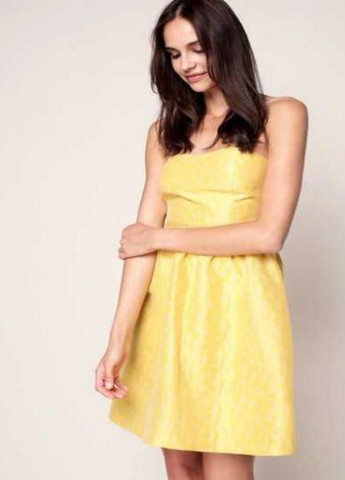 Желтое коктейльное платье Naf Naf однотонное