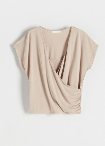 Пудровая блуза на запах Reserved