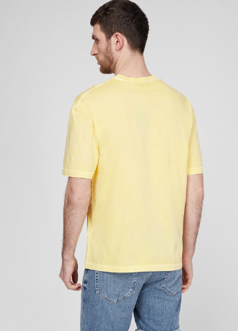 Желтая футболка Gant