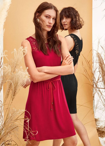 Красное кэжуал платье а-силуэт Esmara однотонное