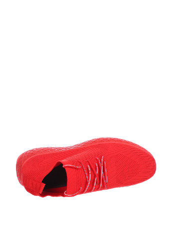 Красные демисезонные кроссовки Kulada