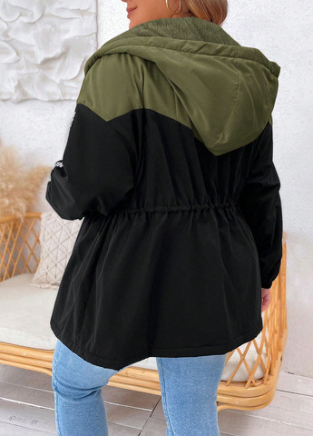 Чорна демісезонна куртка SHEIN