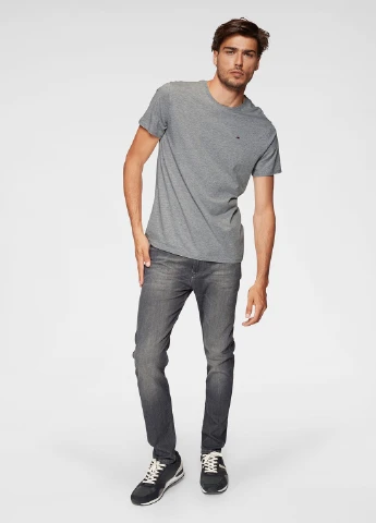Серая футболка Tommy Jeans
