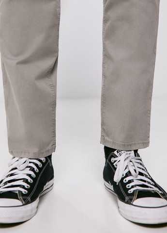 Светло-серые кэжуал демисезонные зауженные брюки Springfield