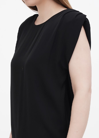 Черное коктейльное платье с открытой спиной Motivi однотонное
