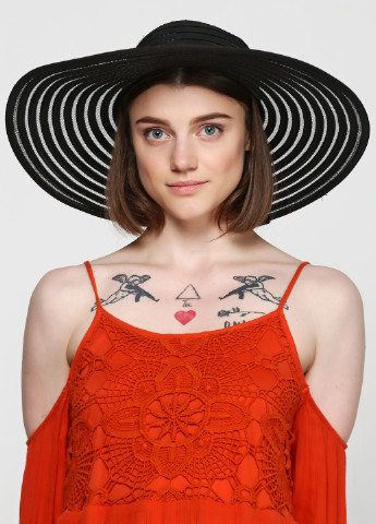 Шляпа Francesca's однотонний чорний пляжний