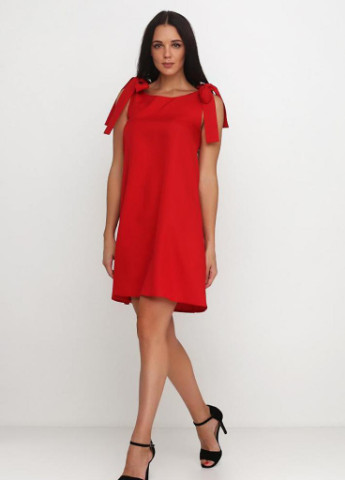 Красное кэжуал легкое свободное платье-трапеция с бантами на плечах lucky красный Podium однотонное