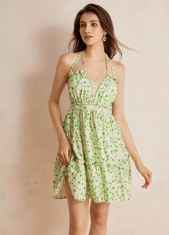 Светло-зеленое кэжуал платье с открытой спиной SHEIN с цветочным принтом