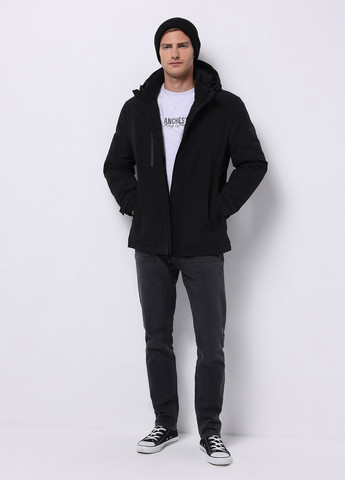 Чорна зимня куртка Colin's