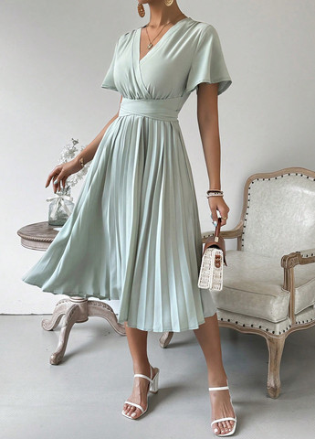 Зелена кежуал сукня плісована SHEIN однотонна