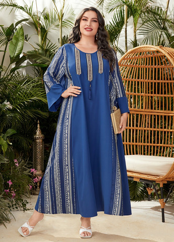Темно-синее кэжуал платье оверсайз SHEIN с орнаментом