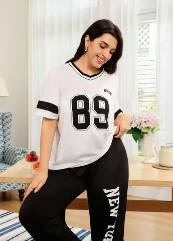 Черно-белый демисезонный комплект (футболка, брюки) SHEIN