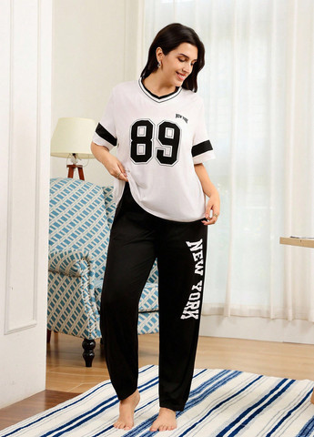 Черно-белый демисезонный комплект (футболка, брюки) SHEIN