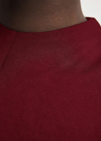 Бордовое кэжуал платье футляр SHEIN однотонное