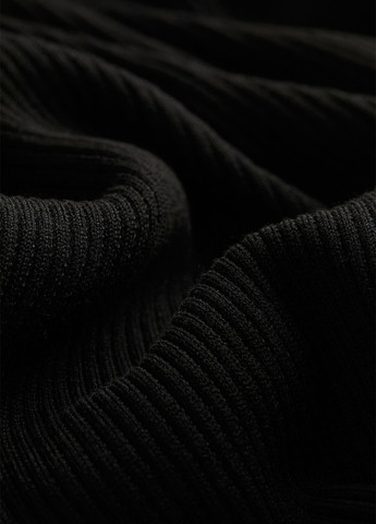 Чорна кежуал сукня силуетна H&M однотонна