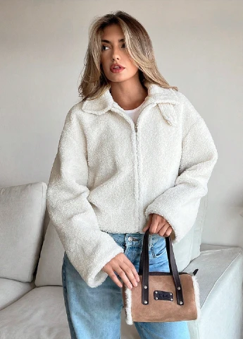 Айворі демісезонна куртка SHEIN