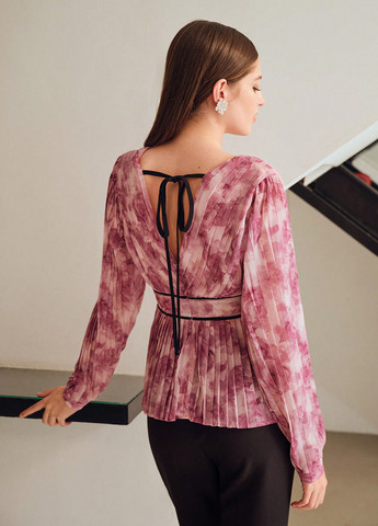 Розово-лиловая блуза на запах SHEIN