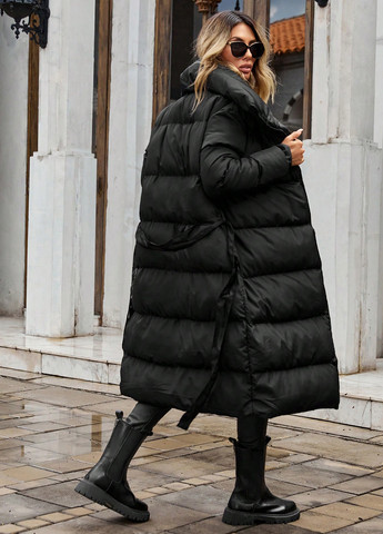 Черная демисезонная куртка SHEIN