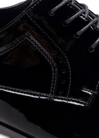 Черные классические напівчеревики gino rossi ta-6759-179-t396-030 Gino Rossi на шнурках