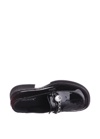 Туфли Deenoor на среднем каблуке лаковые, с бусинами, с цепочками