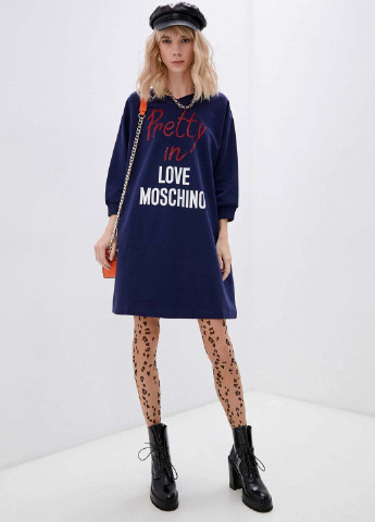 Темно-синее повседневный утепленное темно-синие женское платье свитер с логотипом оверсайз, платье-свитер Love Moschino однотонное