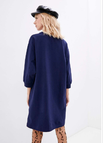 Темно-синя повсякденний утепленна темно-синя жіноча сукня светр з логотипом оверсайз, сукня светр Love Moschino однотонна