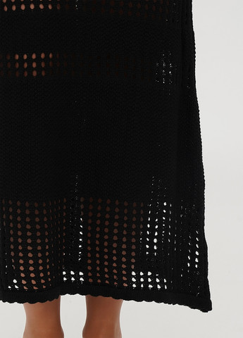 Черное кэжуал платье силуэтная EQUILIBRI однотонное