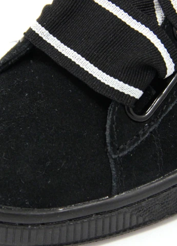 Чорні жіночі кеди suede heart satin ii Puma