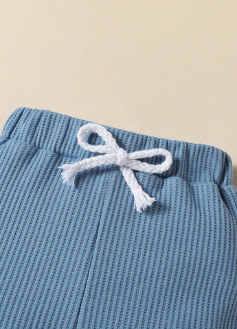 Комбінований демісезонний костюм (боді, шорти) SHEIN