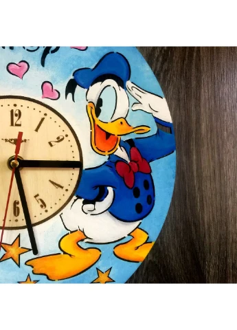 Детские цветные настенные часы из дерева «Дональд Дак и Дейзи Дак» 7Arts (253566747)